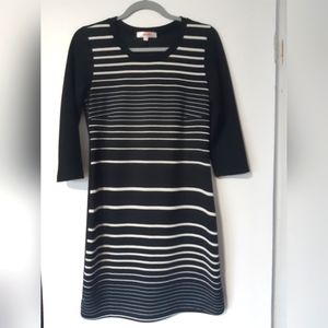 Striped dress with ¾ sleeves